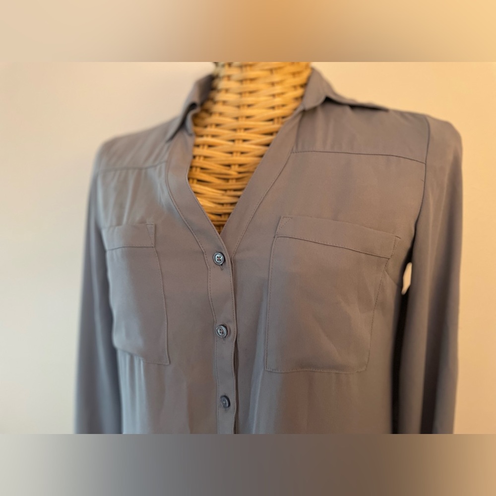 Womens Size Small Express Button Blouse, slate
